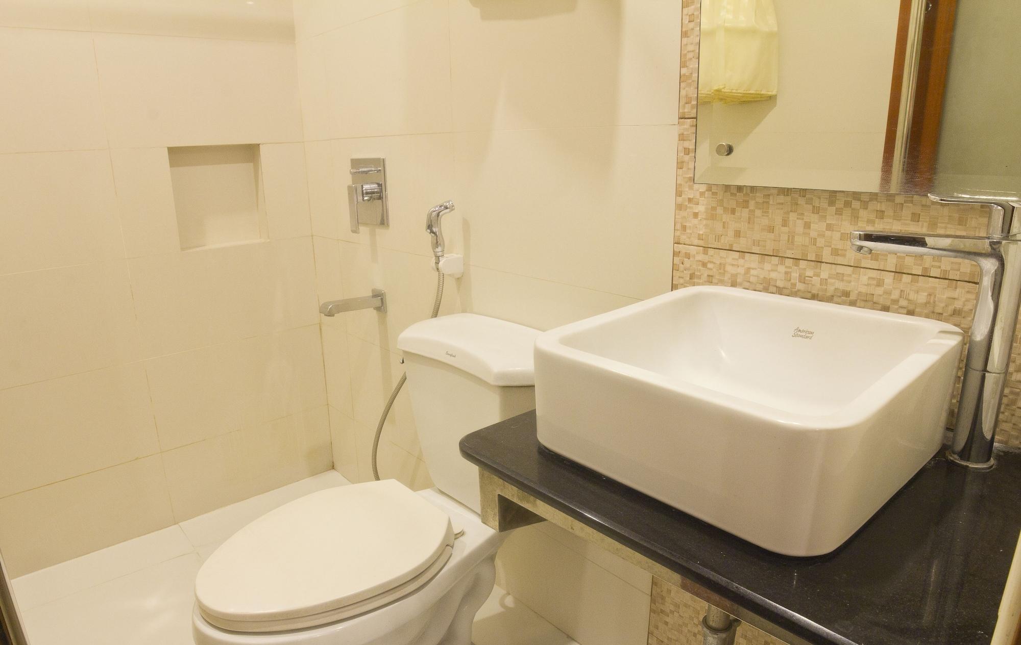Eurotel Makati Makati City Esterno foto