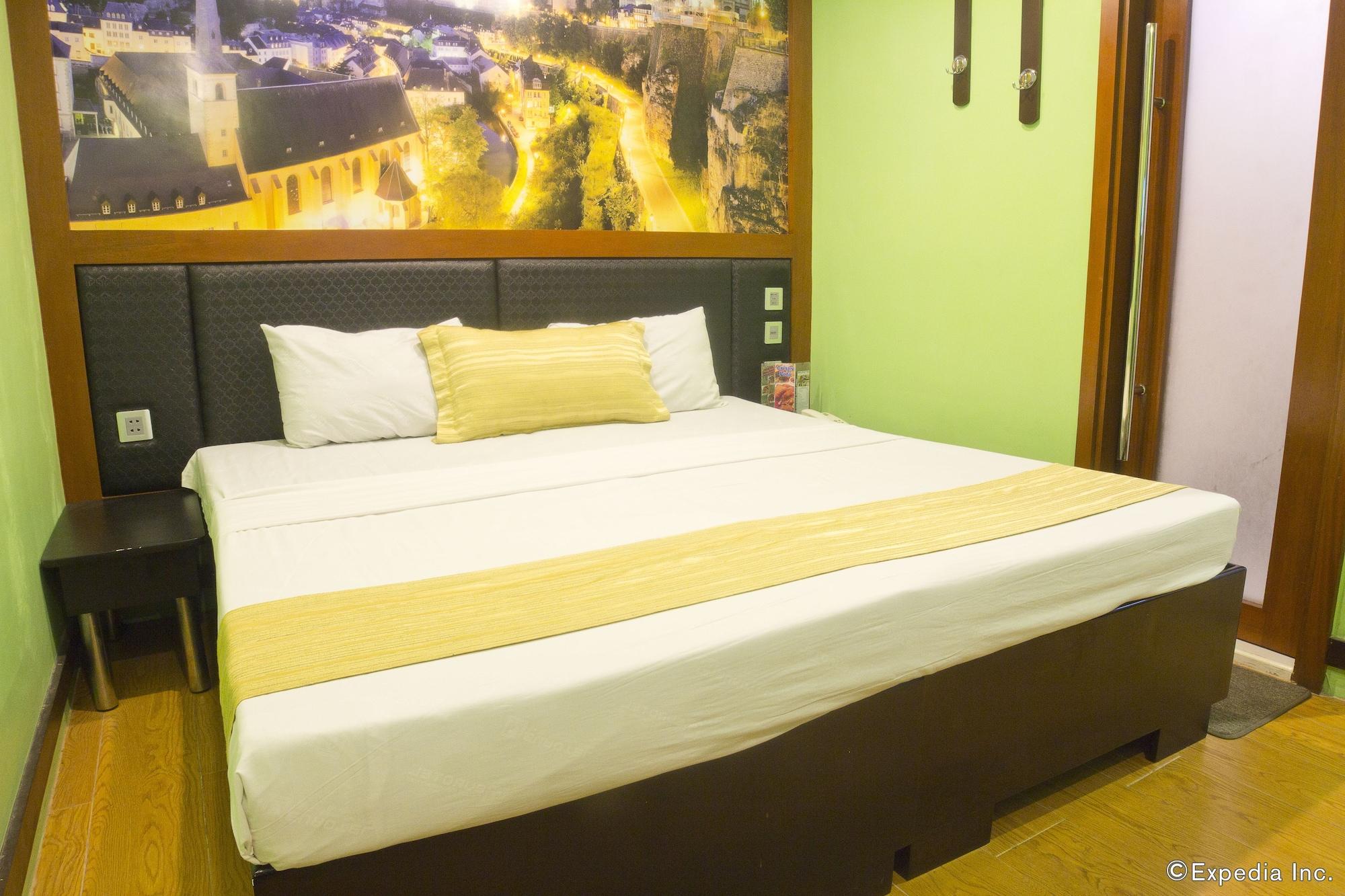 Eurotel Makati Makati City Esterno foto