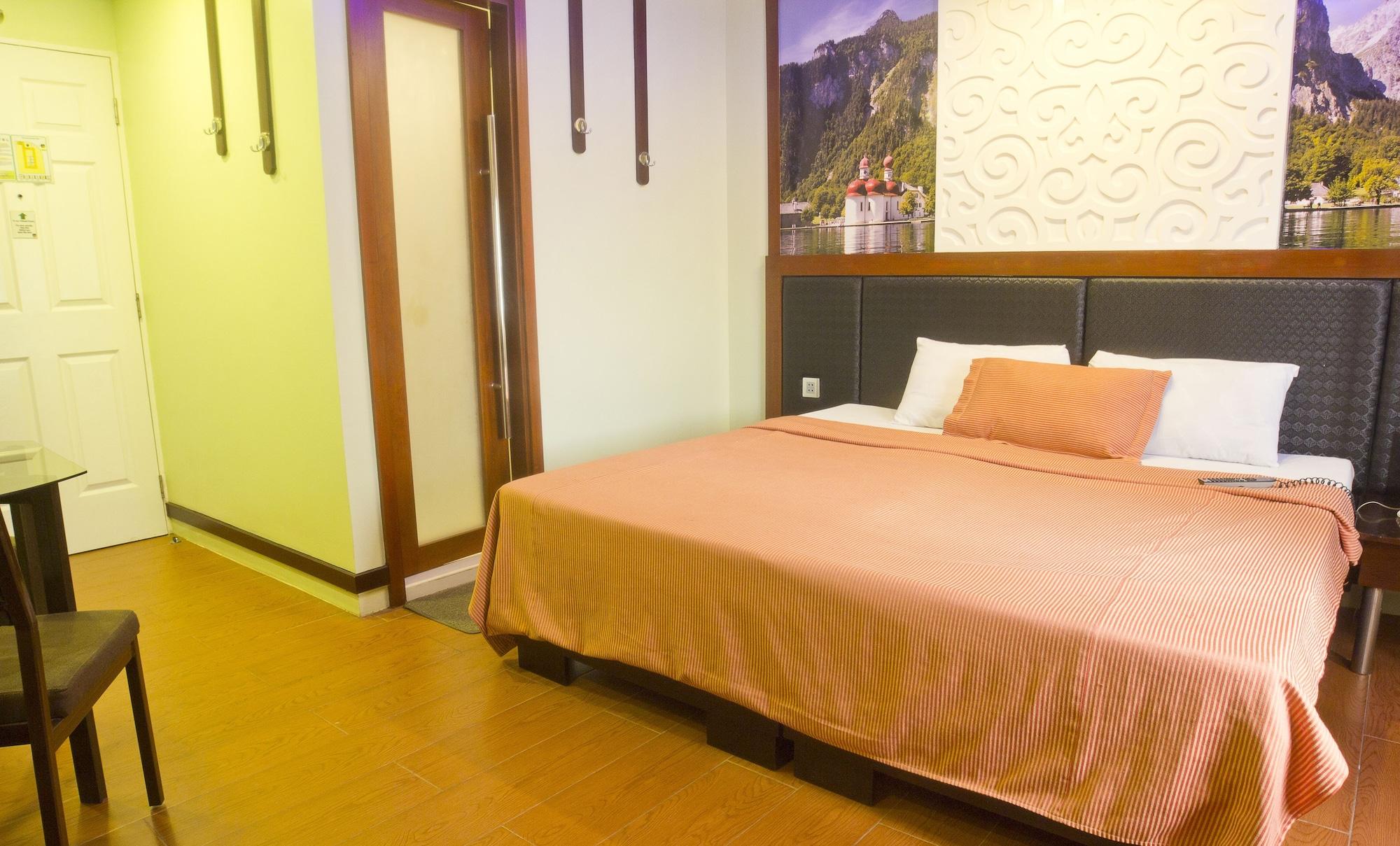 Eurotel Makati Makati City Esterno foto